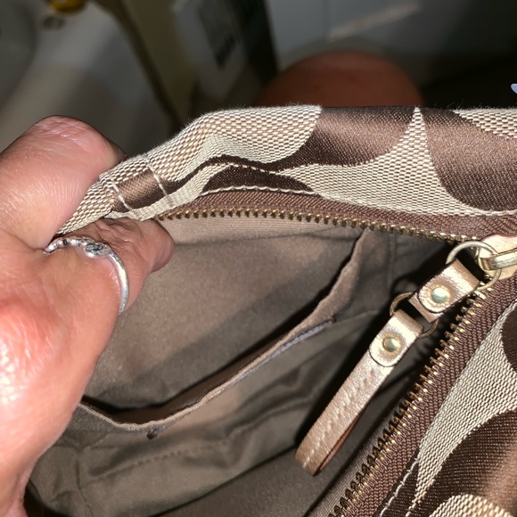 Coach purse - Picture 2 of 3